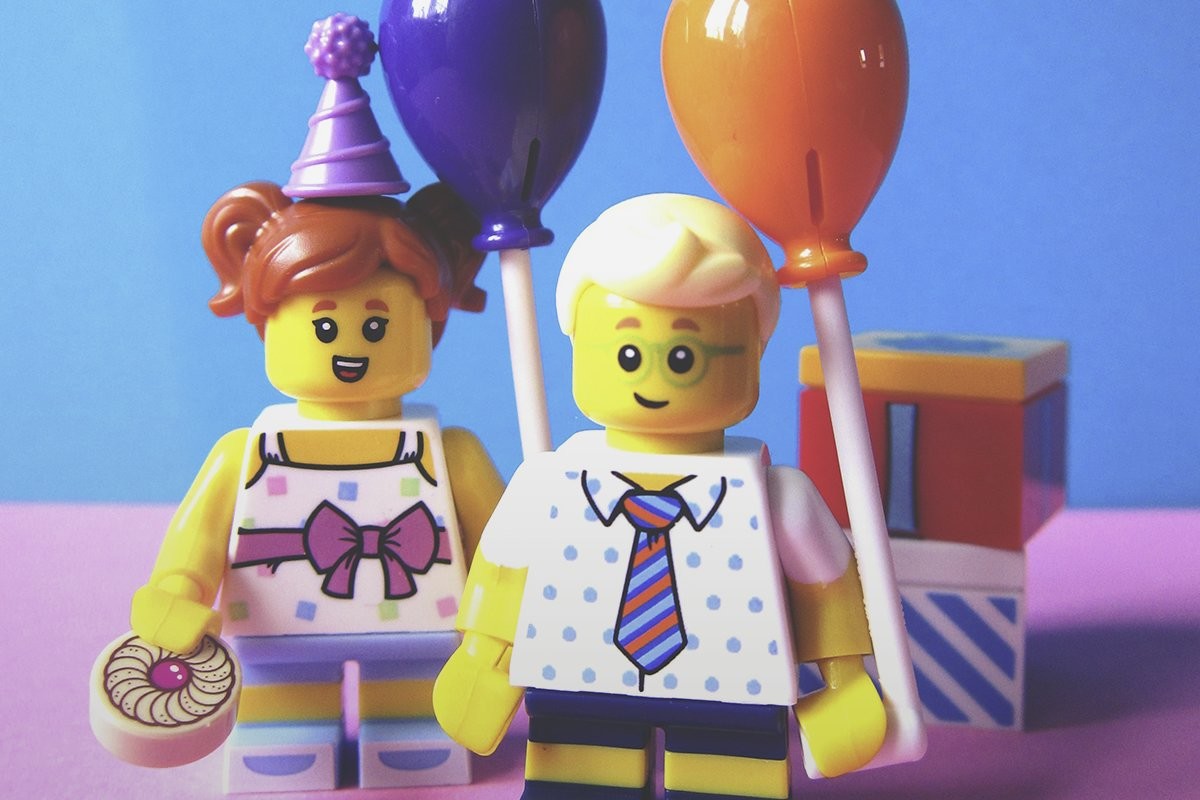 «Ресторан закрыт, потому что шеф-повар повез сына в Legoland»: ежегодное объявление папы завирусилось в Сети - слайд 